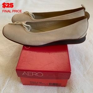 Aerosoles Bone Suede Flat-NEVER WORN